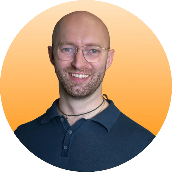 Über uns-neu 8 Julian Hofmann